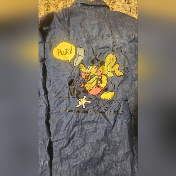 Vintage Disney Parks Her Universe Mickey and Pluto Comic Denim Shirt. Xl - Picture 6 of 15